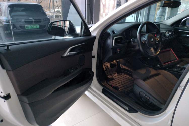 Used BMW 1 Series 2020 125i Leading Model M Sport Package
