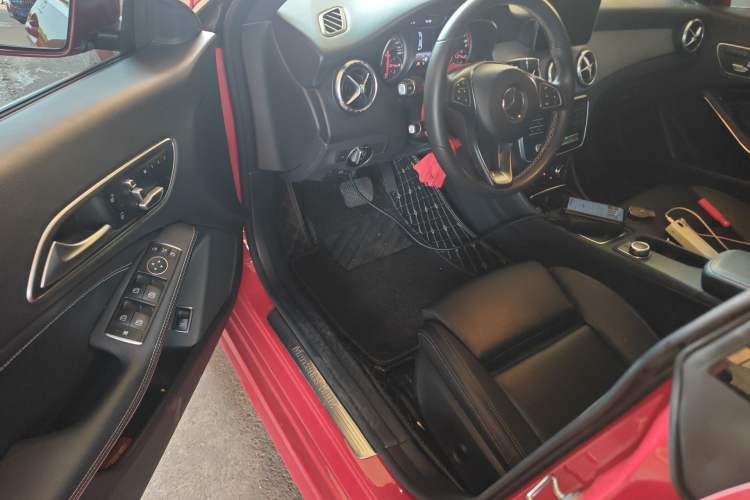 Used Mercedes-Benz CLA 2018 CLA 200 Style Edition Driver Seat
