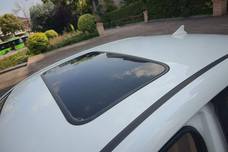 Used CHANGAN Eado 2015 1.6L Manual Luxury Model China V Standard Roof