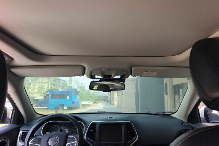 Used Jeep Cherokee 2016 2.4L All-in-One Edition
