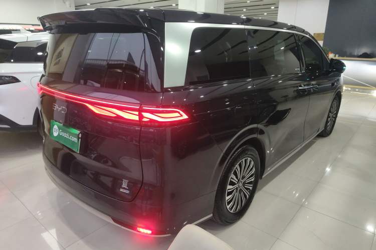 Used BYD Xia 2025 DM-i 1.5T 180km Excellence Model
