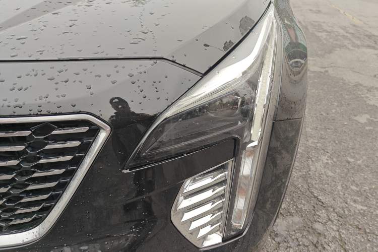 Used Cadillac XT4 2021 28T Two-Wheel Drive Tech Edition
