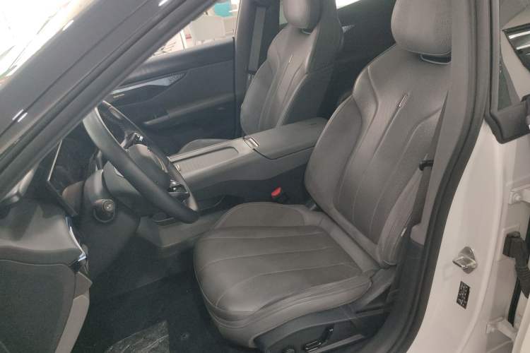 Used Lynk & Co 07 2024 EM-P 126 Long-Range Ultra