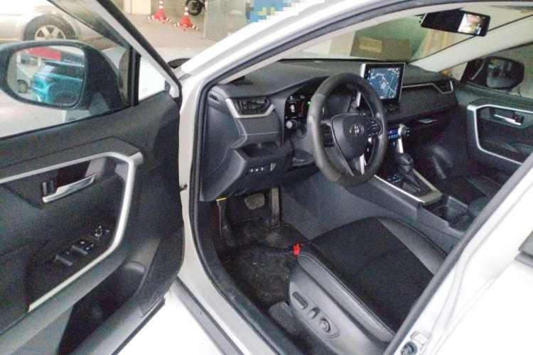 Used Toyota RAV4 2021 2.0L CVT Two-Wheel Drive Fashion Edition
