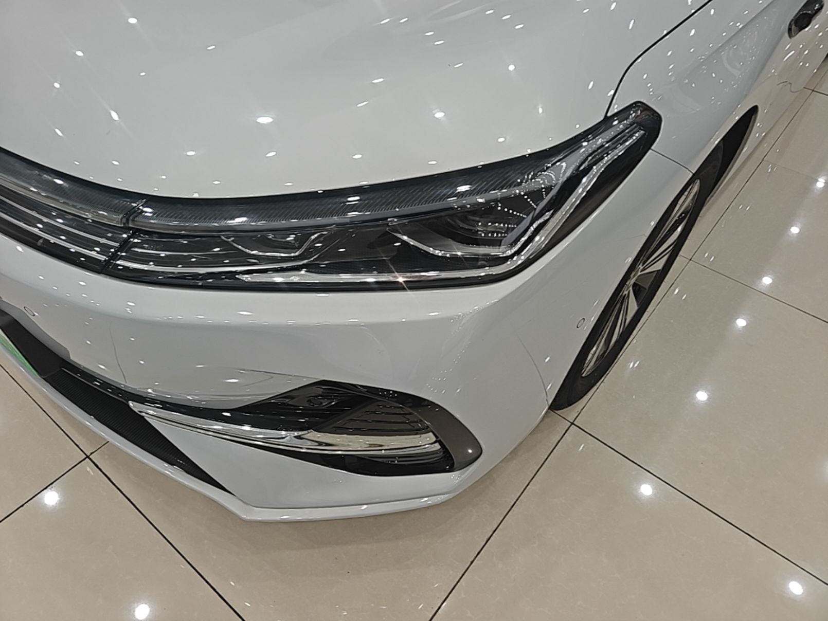 Geely Galaxy A7 2025 Model EM-i 150km Exploration+ Edition — снимка 8