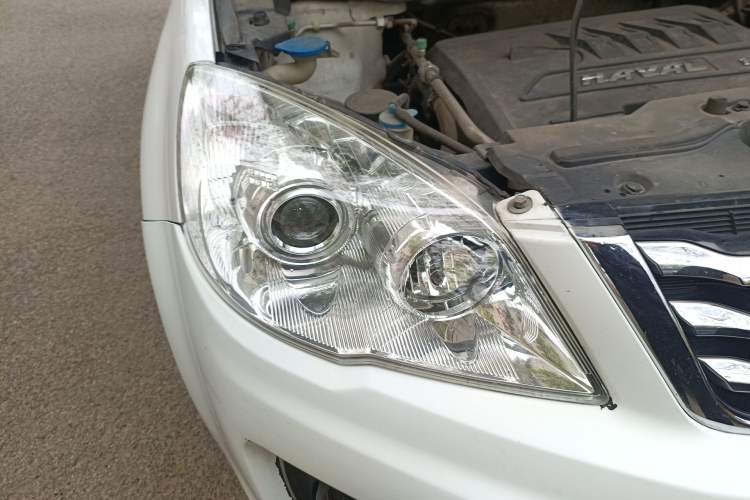 Used Haval H6 2016 Upgraded Model 1.5T Automatic Two-Wheel Drive Elite Version
