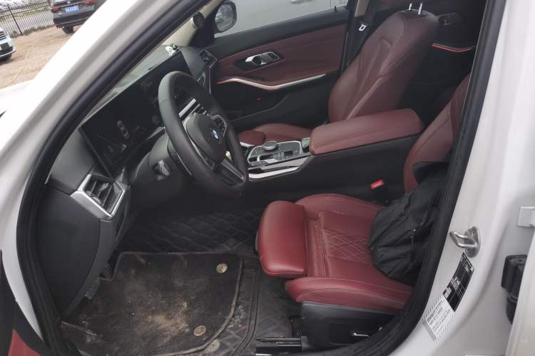 Used BMW 3 Series 2023 320i M Sport Package
