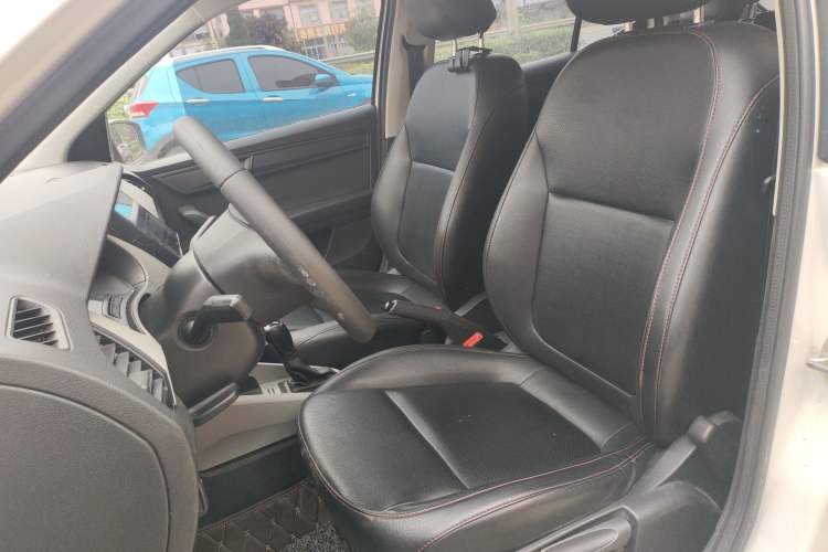 Used Skoda Fabia 2015 1.4L Automatic Front-Drive Model
