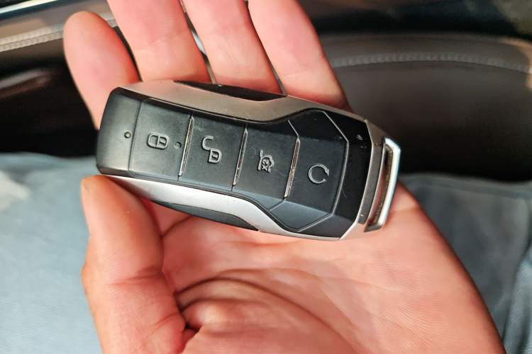 Used BYD Han 2020 DM Four-Wheel Drive Performance Edition Prestige Model Interior 1