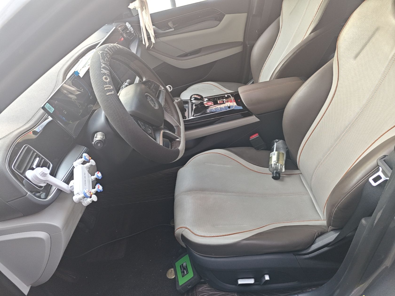 BYD Qin PLUS 2024 HONOR Edition DM-i 120KM Excellence Model — снимка 17