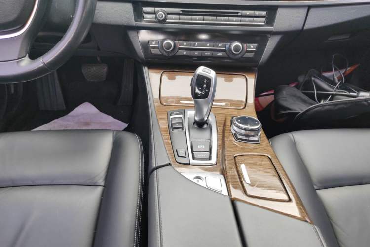 Used BMW 5 Series 2014 525Li Fashion Design Package
