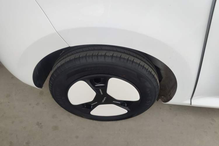 Used CHANGAN NEVO Lumin 2025 205 km Xiangqin Version
