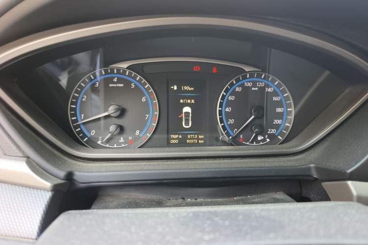 Used Haima M6 2016 1.6L Manual Comfort Model
