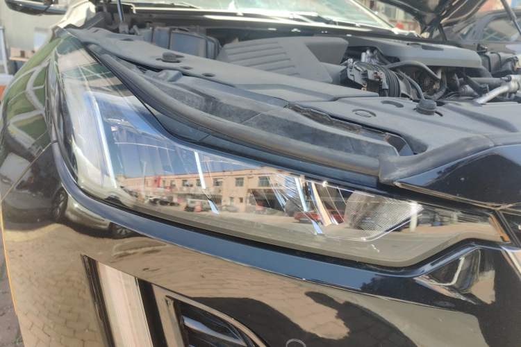 Used Cadillac CT5 2023 28T Luxury Edition (Standard Version) Right Front Headlight