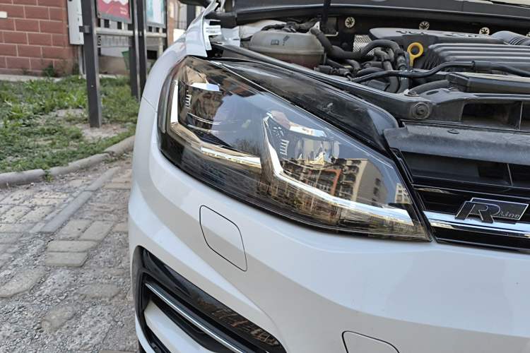 Used Volkswagen Golf 2019 280TSI DSG R-Line Model China V Standard
