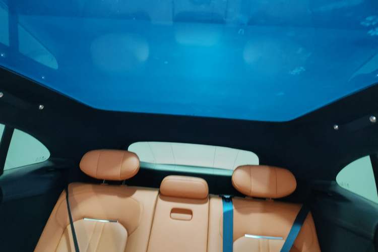 Used Xiaomi Auto YU7 2025 Ultra-Long Range High-Performance All-Wheel-Drive Max Edition
