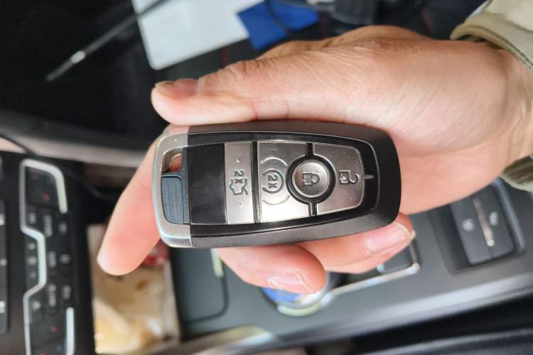 Used Ford Mondeo 2017 EcoBoost 200 Luxury Model
