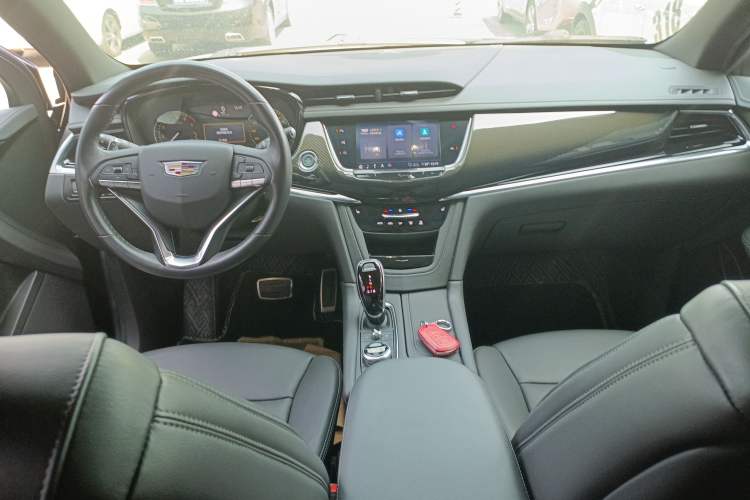 Used Cadillac XT6 2020 28T Six-Seater Luxury Sporty Enjoy-the-Comfort Safety Edition Center Console