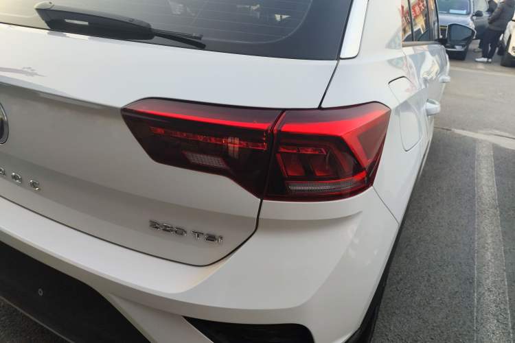 Used Volkswagen T-ROC 2020 280TSI DSG Two-Wheel-Drive Luxury Version
