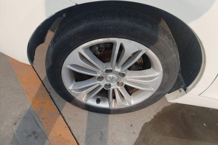 Used BAIC Senova D70 2013 2.0T Comfort Edition Right Rear Wheel Hub