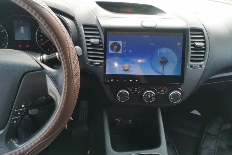 Used Kia K3 2016 1.6L Manual GL Audio And AC Panel