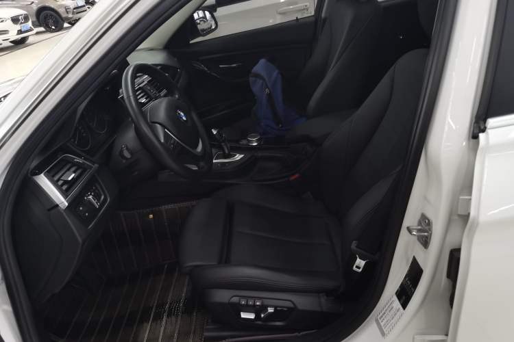 Used BMW 3 Series 2019 320Li Fashion Model