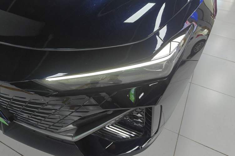 Used CHANGAN UNI-V 2022 1.5T Prestige Version Left Front Headlight
