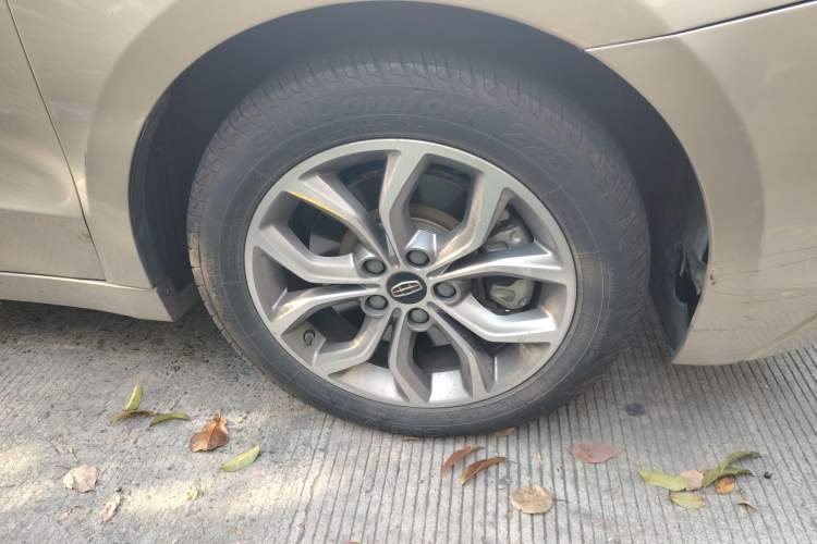 Used Geely Auto Emgrand GT 2016 2.4L Zunya Model Right Front Wheel Hub