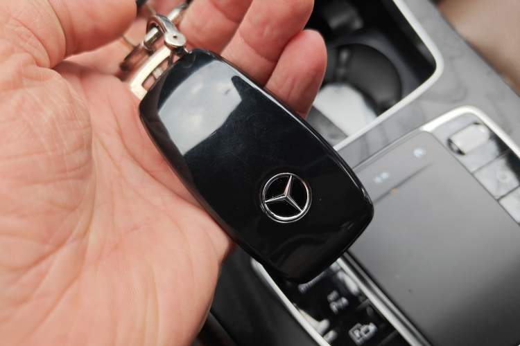 Used Mercedes-Benz E-Class 2023 E 300 Stylish Sports Edition Interior 1