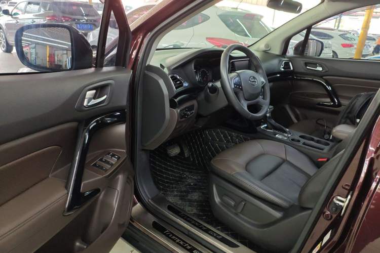 Used GAC Trumpchi GS4 2017 235T Automatic Two-Wheel Drive Luxury Smart Connectivity Version
