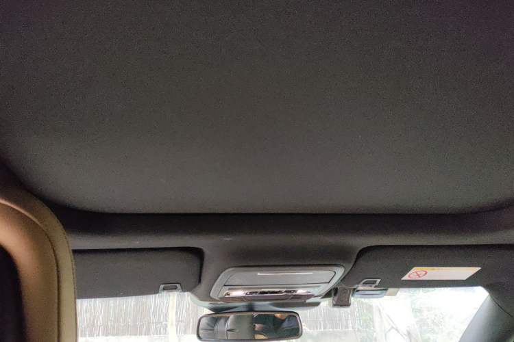 Used Lincoln Corsair 2021 2.0T Two-Wheel-Drive Luxury Edition
