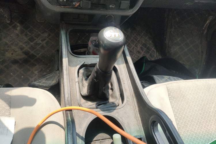 Used Jinbei Hiace X30 2021 1.5L Standard Version Air-Conditioning-Free Bus China VI Emission Standard SWC15M
