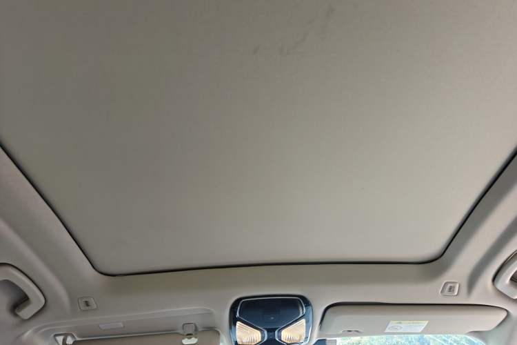 Used BMW X7 2022 xDrive40i Luxury Package with Leading Features Headliner