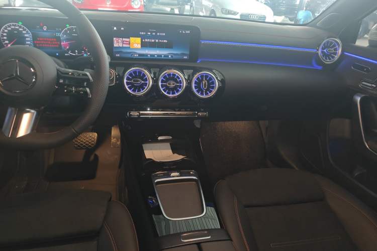 Used Mercedes-Benz A-Class 2025 A 200 L Fashion Model