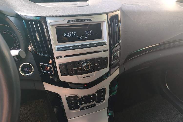 Used BYD e5 2016 300 Luxury Edition Audio And AC Panel