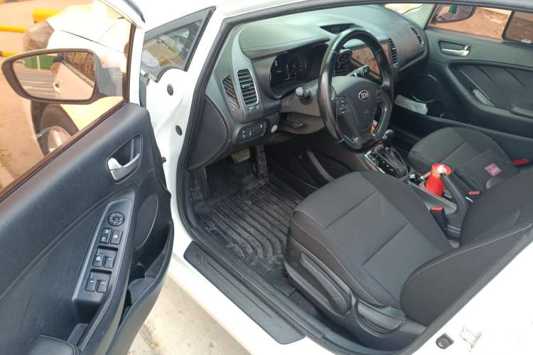 Used Kia K3 2016 1.6L Automatic GLS
