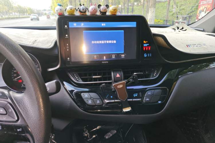 Used Toyota IZOA 2018 2.0L Yidong Version China V Standard