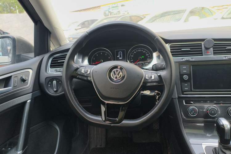 Used Volkswagen Golf 2019 280TSI DSG Comfort Version China V Standard
