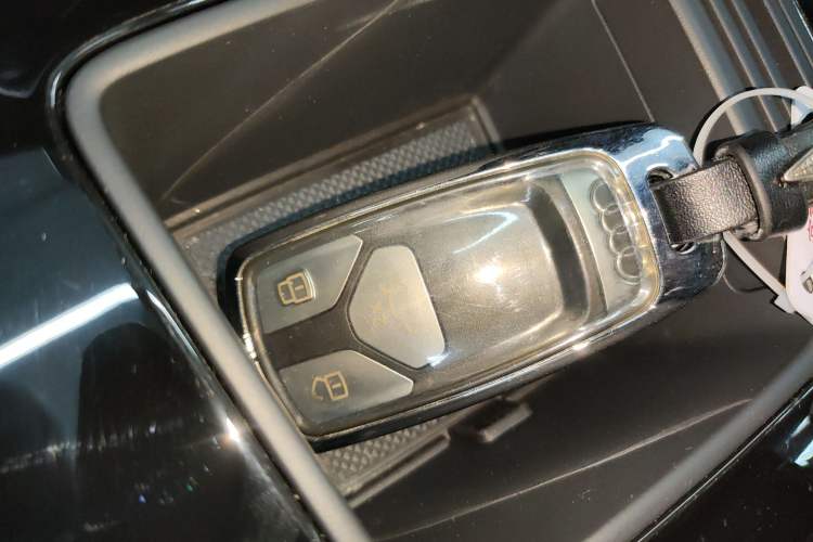 Used Audi Q5L 2022 Updated Version 45T Luxury Prestige Edition
