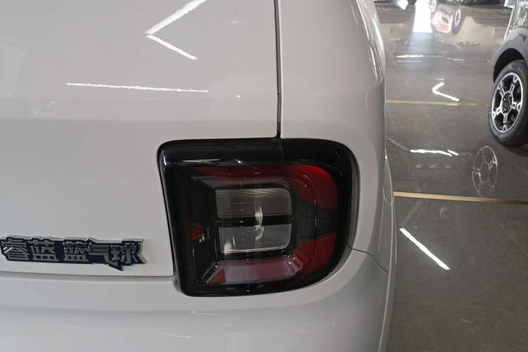 Used Livan Blue Balloon 2025 Model Dynamic Version