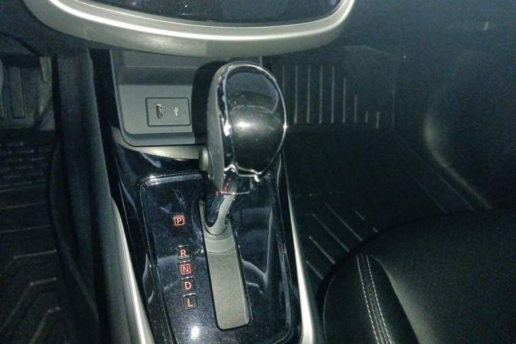 Used Nissan Tiida 2024 1.6L CVT Smart Drive Edition Gear Lever