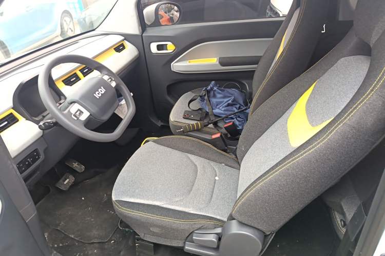 Used Chery QQ Ice Cream 2022 170km Sundae Phosphate Lithium-Ion