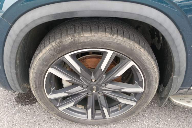 Used Geely Auto Monjaro L 2021 2.0TD DCT EVO Two-Wheel-Drive Flagship Version Left Front Wheel Hub