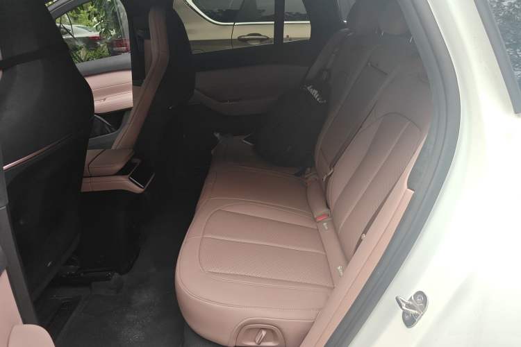 Used Nio EC6 2024 75 kWh