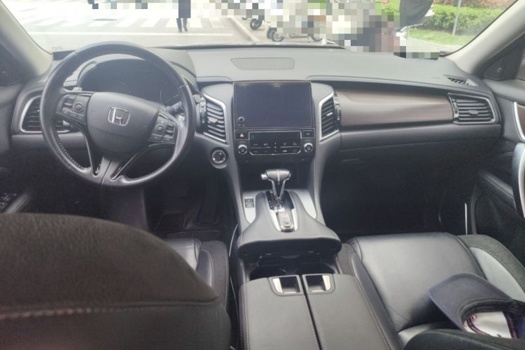 Used Honda Avancier 2017 240TURBO Two-Wheel Drive Luxury Edition Center Console