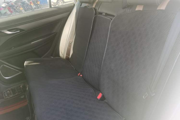 Used Geely Auto Emgrand 2021 UP 1.5L CVT Luxury Model