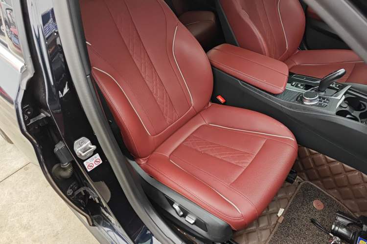 Used BMW 5 Series 2021 530Li Leading Model M Sport Package