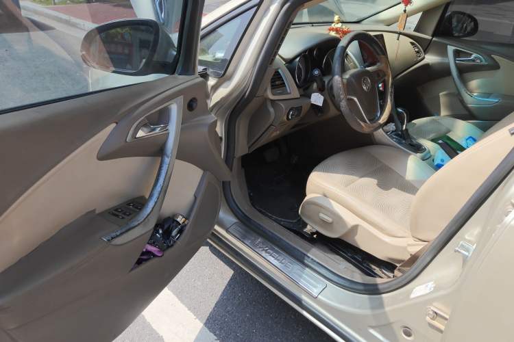 Used Buick GT 2013 GT 1.6L Automatic Fashion Edition
