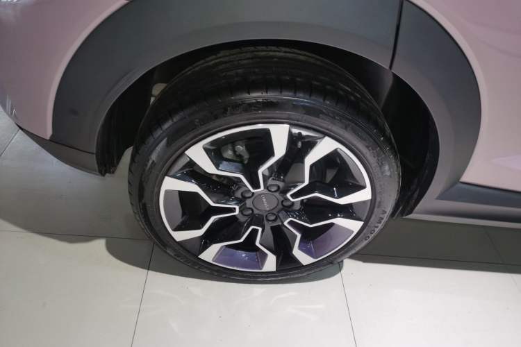 Used Lynk & Co 06 2023 Remix 1.5T Shero
