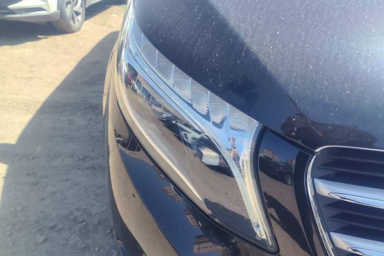 Used Mercedes-Benz V-Class 2018 V 260 Prestige Edition China VI Exterior 3